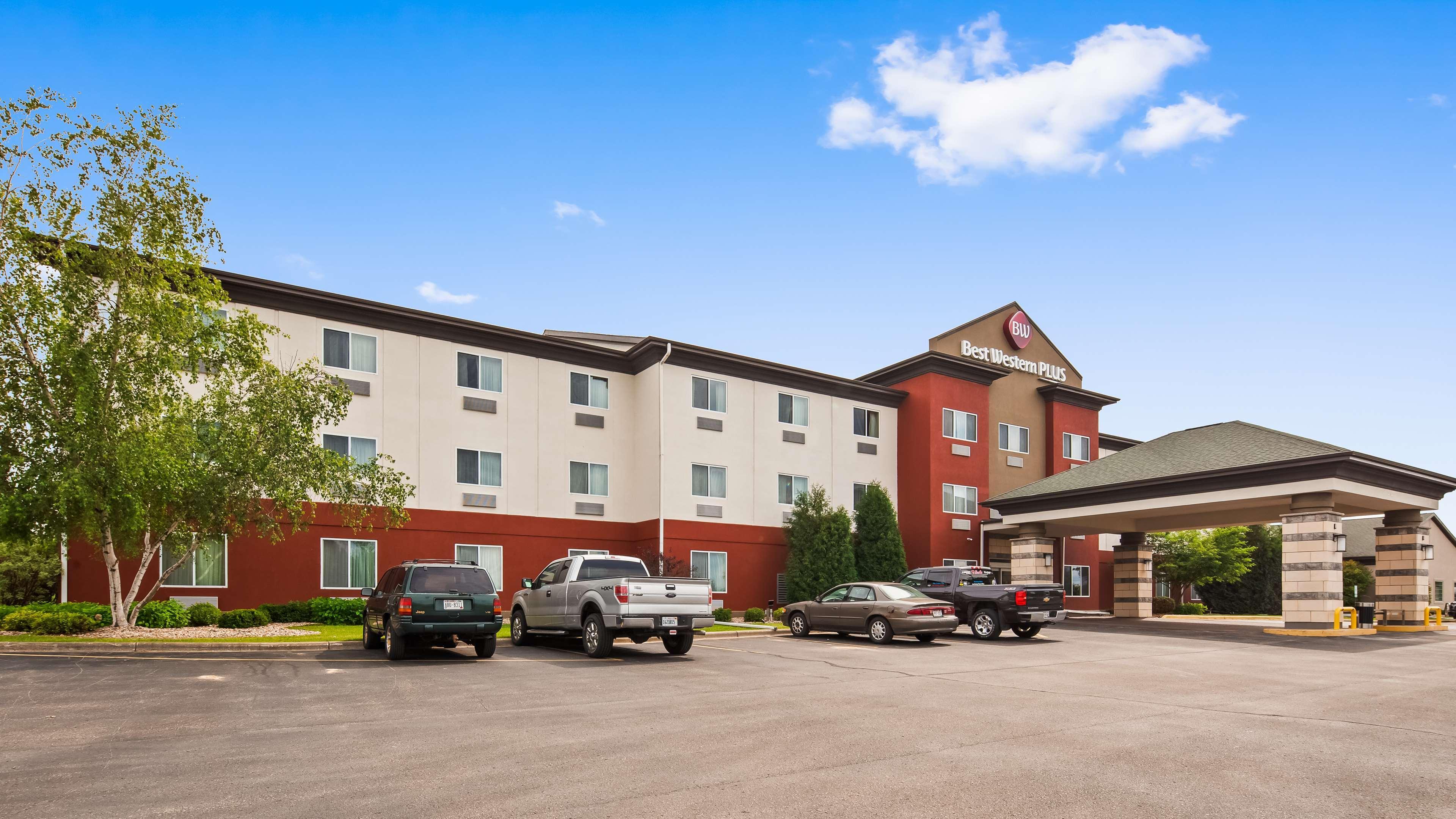 Best Western Plus Sparta Trail Lodge Buitenkant foto