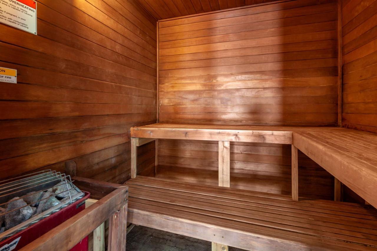 Best Western Plus Sparta Trail Lodge Buitenkant foto