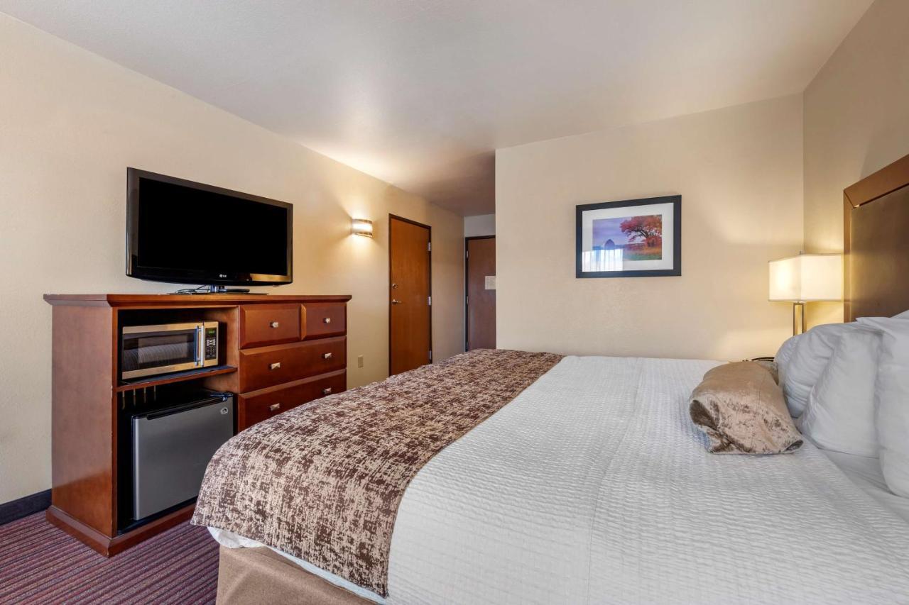 Best Western Plus Sparta Trail Lodge Buitenkant foto