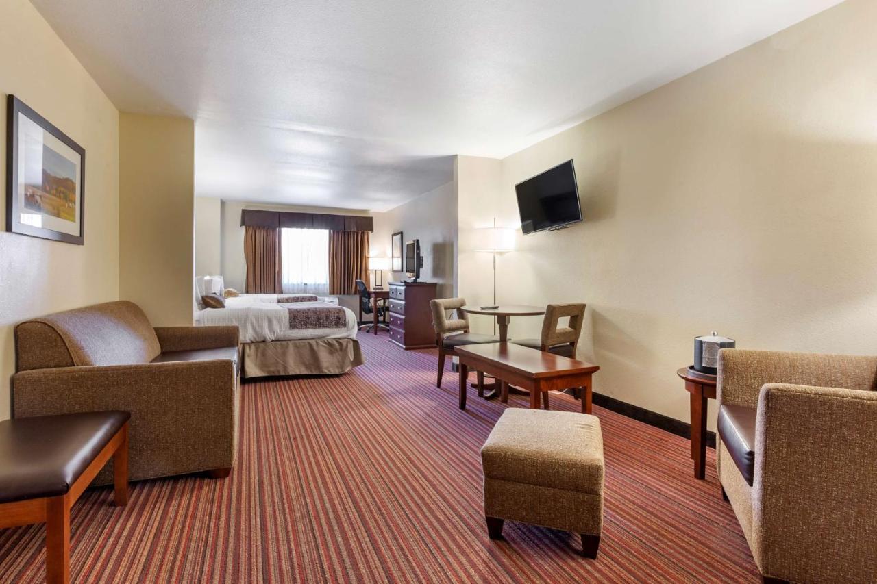 Best Western Plus Sparta Trail Lodge Buitenkant foto